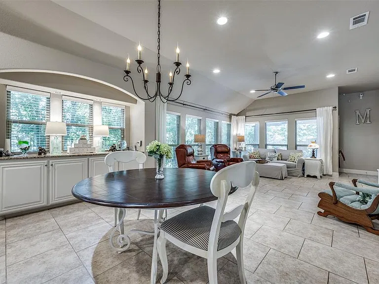 928 Lighthouse Ln — Photo 11