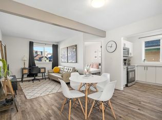 1535 12th Ave SW #1, Calgary, AB T3C 0R1