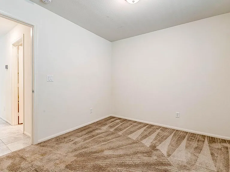 5770 Mia Skye St — Photo 6