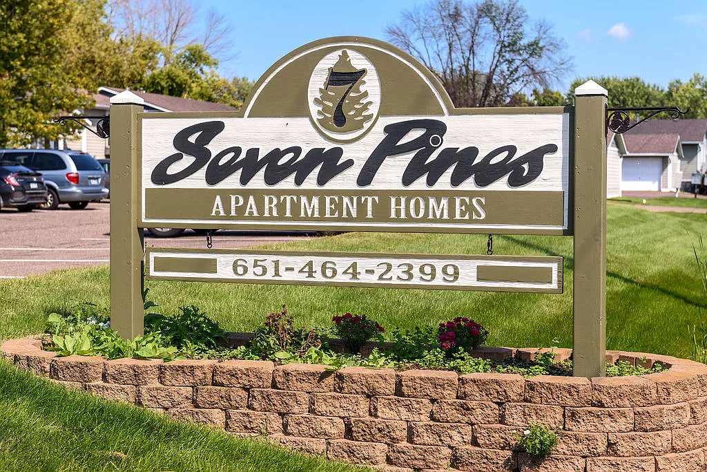 Seven Pines Apartments — Photo 2