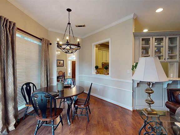 5th image of 2145 Brewton Cir