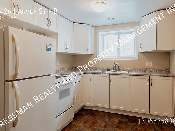 2nd image of 2426 Harvey St #B