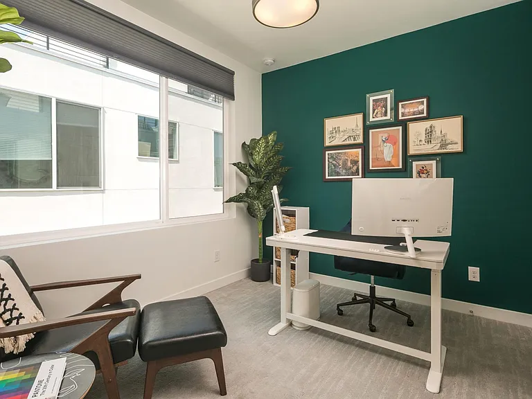 1616 N Irving St #44 — Photo 15