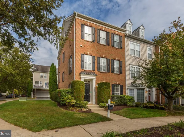 702 Market St E, Gaithersburg, MD 20878