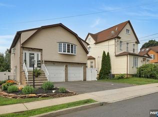 560 Ryerson Ave, Wood Ridge, NJ 07075