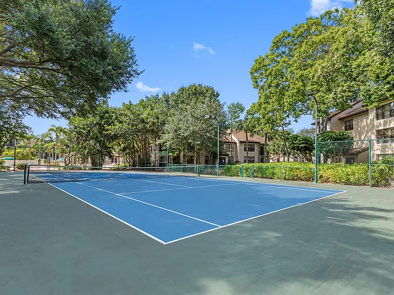Palm Aire Gardens — Photo 18