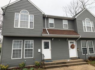 42B Edgewood Rd, Port Washington, NY 11050