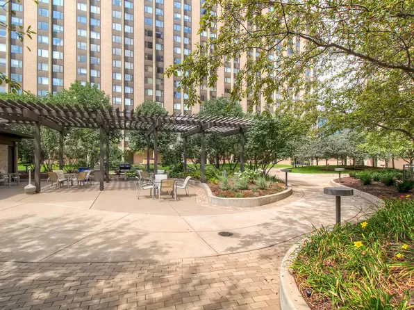 17 S 1st St, Minneapolis, MN 55401