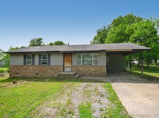 411 Whittmore Dr, Tahlequah, OK 74464