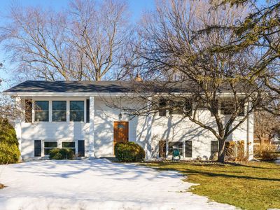 1404 Primrose Curv, Roseville, MN, 55113