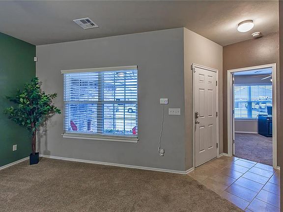 3rd image of 4813 Wagner Lake Dr