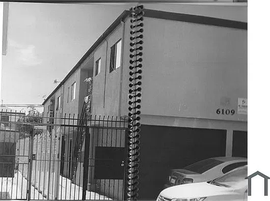 2 bed, 800 sqft, $2,350 — Photo 1