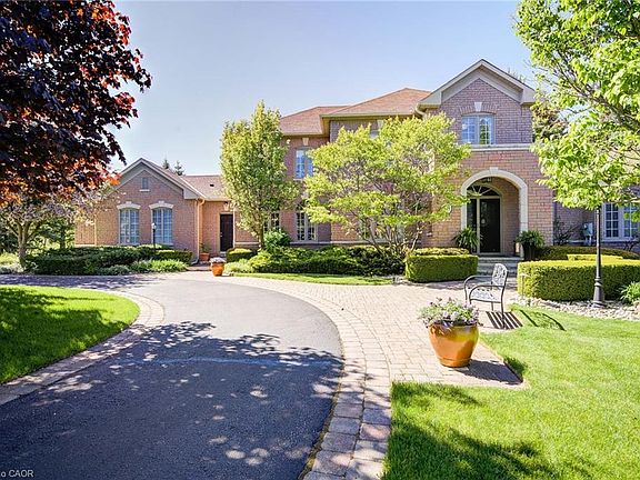 2nd image of 11 Bridlewood Blvd