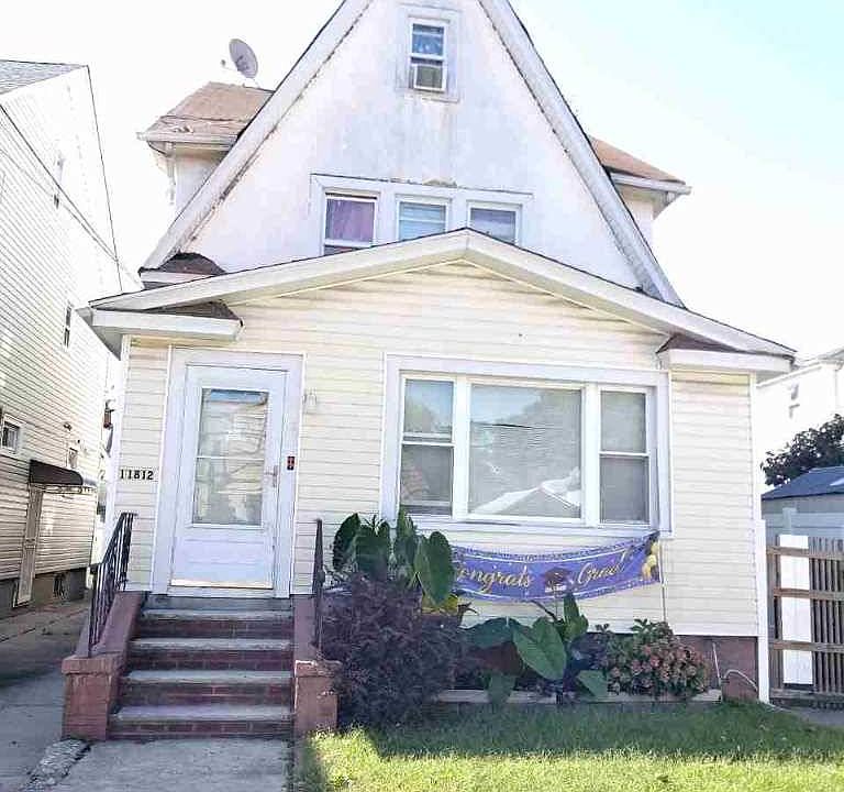 1st image of 11812 197th St