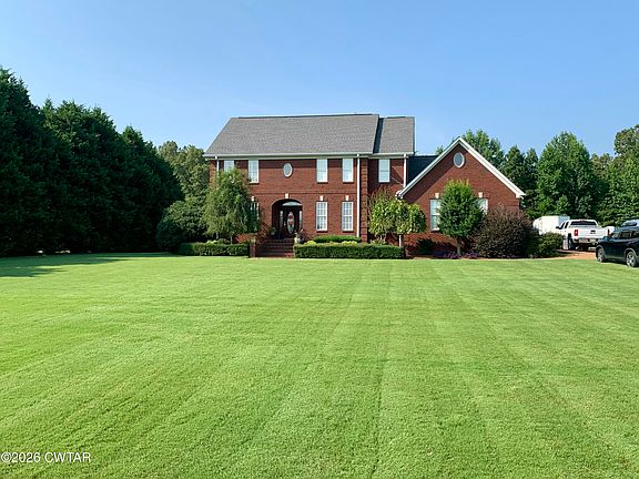 2nd image of 255 Oak Ridge Dr