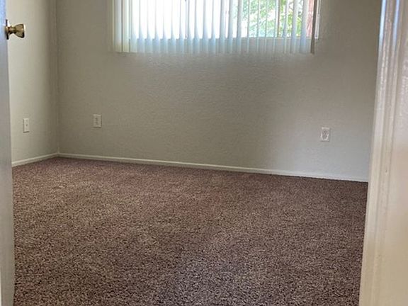 5th image of 24838 Newhall Ave #43