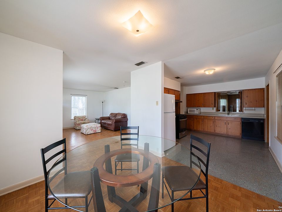 1st image of 338 SAIPAN PL