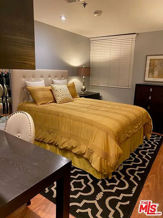 Studio, 1.0 bath, 450 sqft, $2,200 — Photo 3