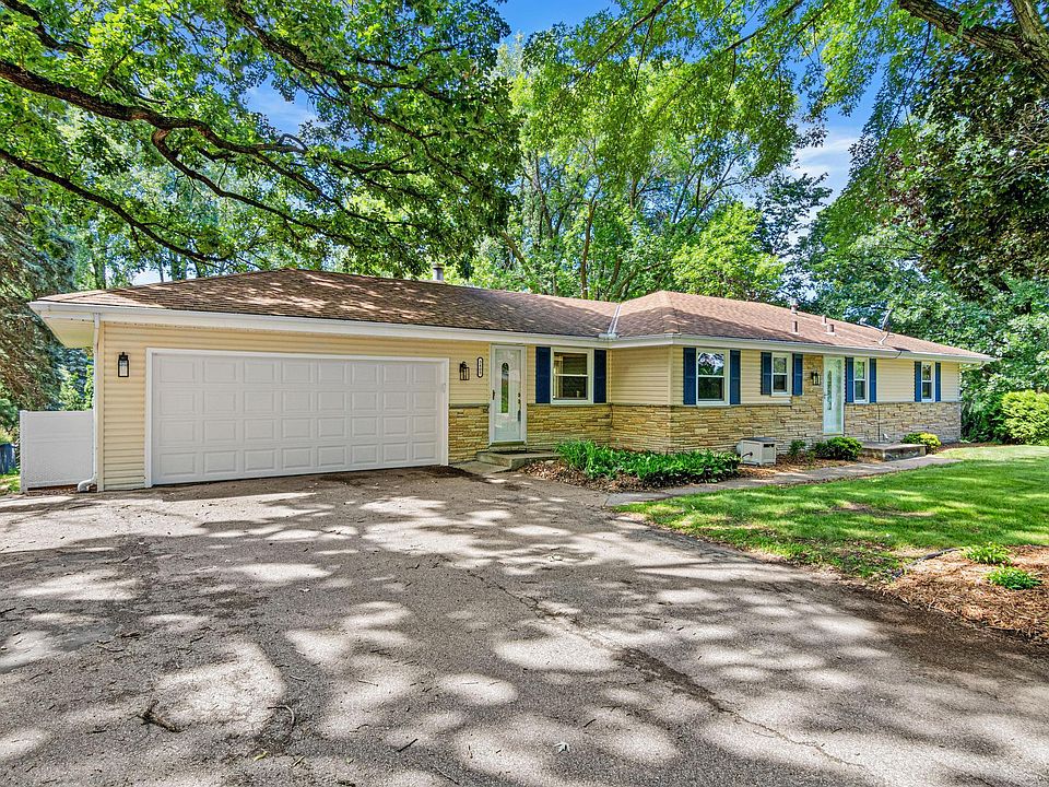 1st image of 3405 Highland Dr