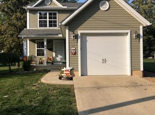 34 Short Sherman St, New London, OH 44851