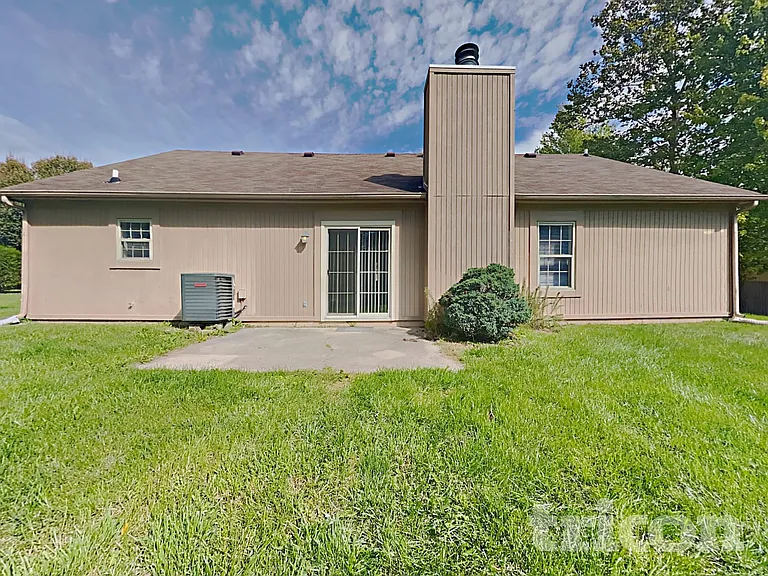 572 San Ricardo Dr — Photo 16