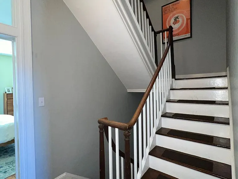 239 Delancey House — Photo 14