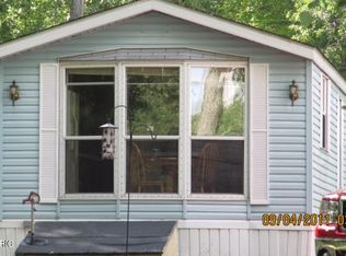 8408 N Blair Dr, Bitely, MI 49309