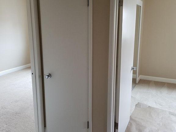 5th image of 3528 Agate Dr APT 6