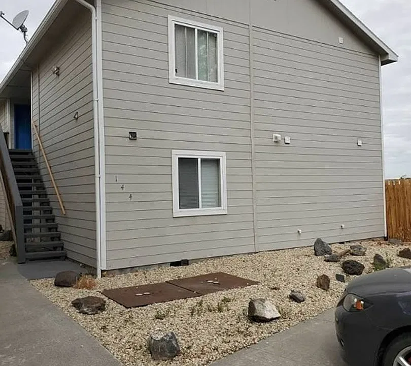 144 Sagebrush Ave