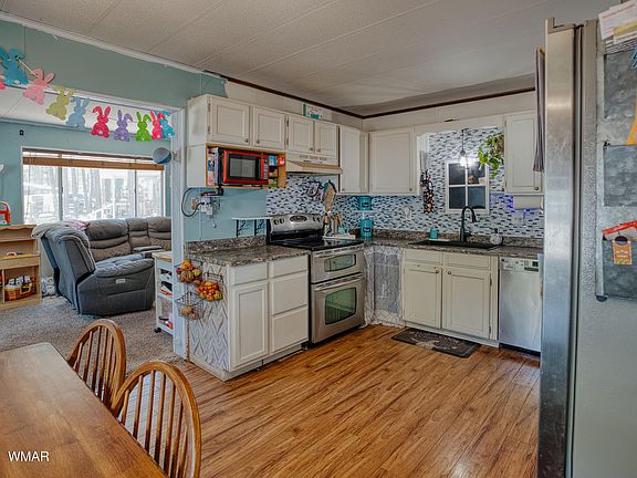 3rd image of 720 S 26th Ave