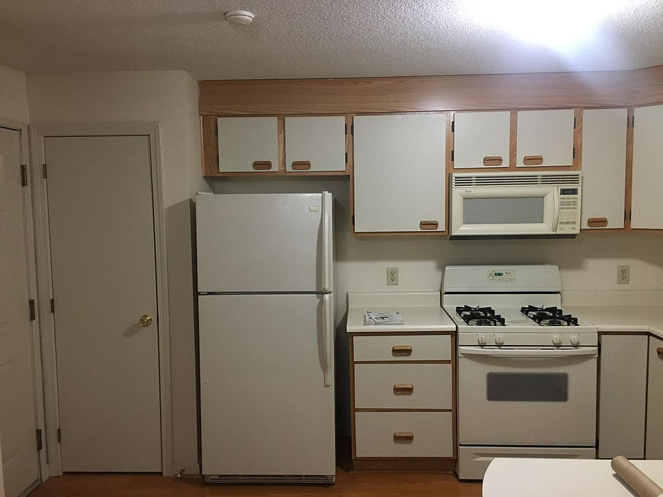 1st image of 6 Knights Bridge Dr APT 307