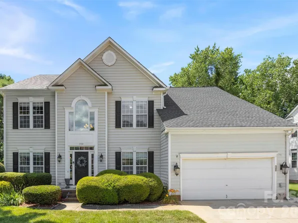102 Doby Creek Ct, Fort Mill, SC 29715