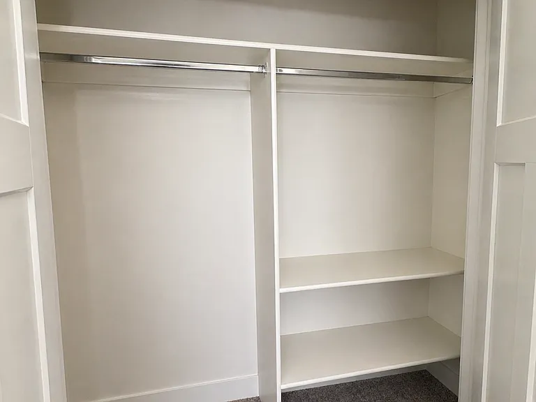 Bed 2 closet