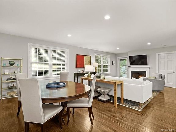 2nd image of 59 Lakeview Ave #59