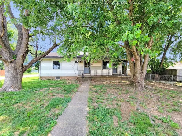 200 Boone St, Saint Albans, WV 25177