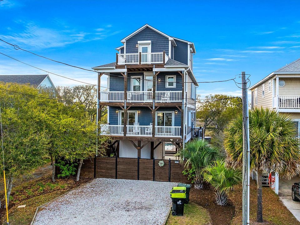 1st image of 1007 N New River Drive