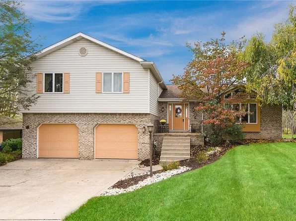 31 Deerfield Dr, Harrison City, PA 15636