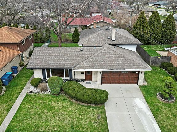 4th image of 1028 E 168th St