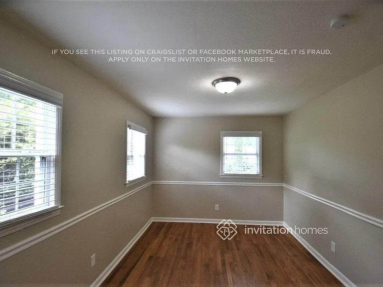 1634 E Lake Dr — Photo 6