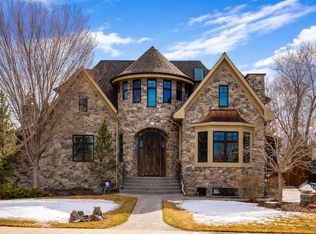 623 N Madison Ave SW, Calgary, AB T2S1J9