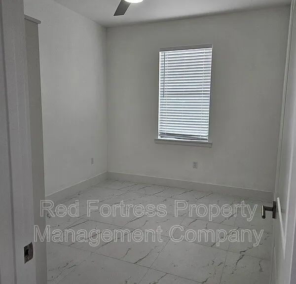 5146 Centennial Blvd — Photo 9