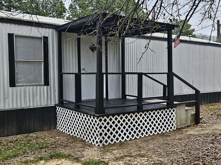 45 Emmanuel Ln — Photo 3