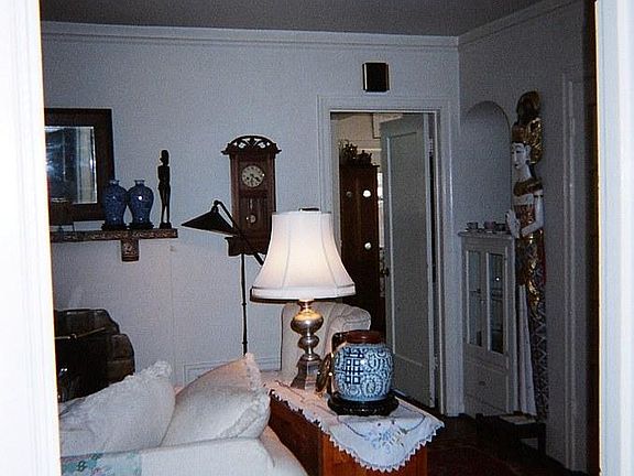 4th image of 1318 Glenwood Ave