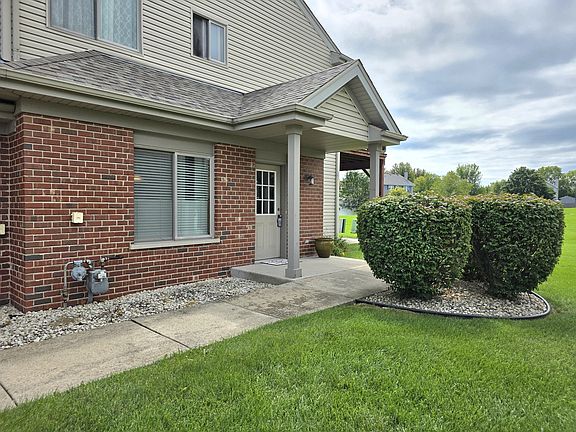 2nd image of 8237 W Auburn Ln