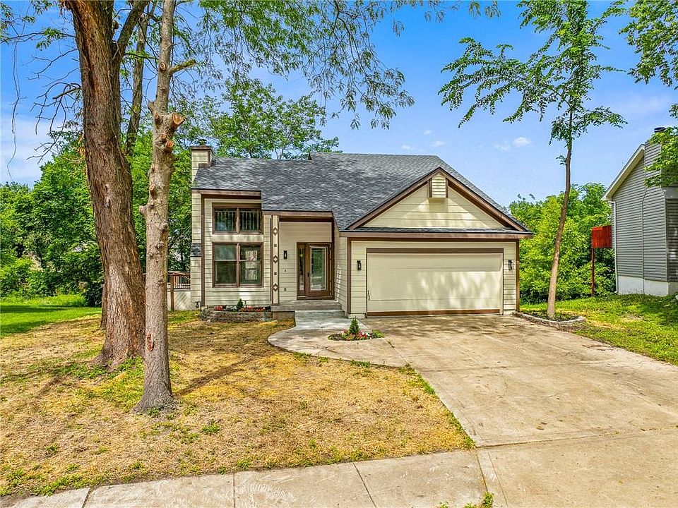 1st image of 708 Autumn Dr