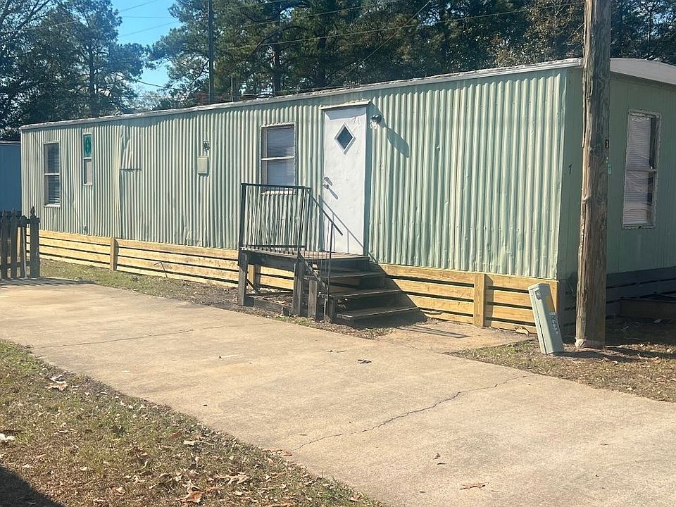 1st image of 1219 W Oglethorpe Hwy Lot 7