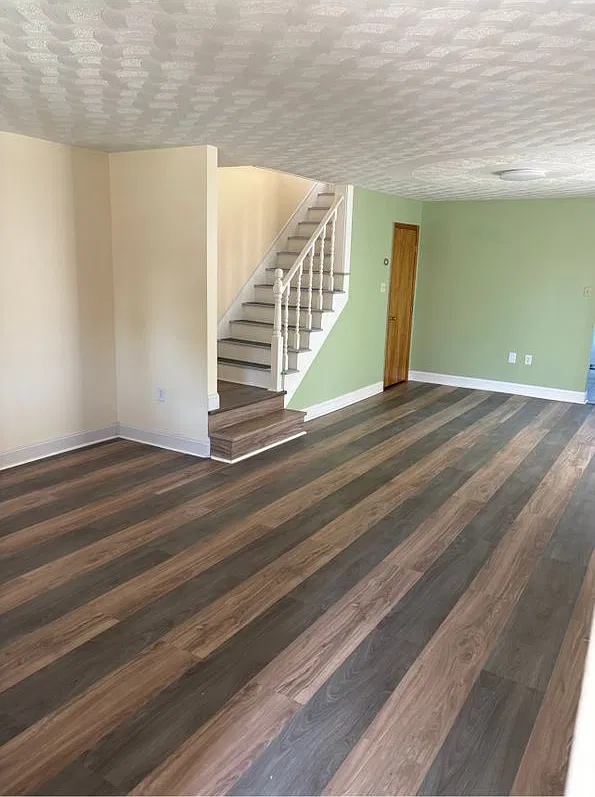 3 bed, 2.0 bath, 1632 sqft, $1,900 — Photo 4