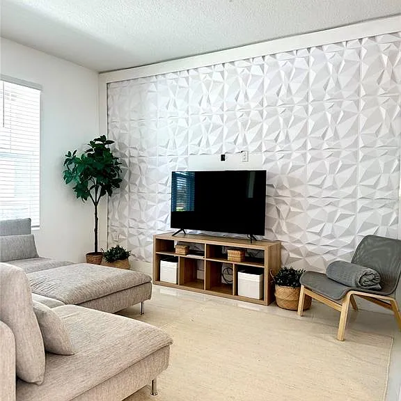 10251 Highline Crest St — Photo 11