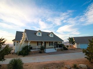 23780 Round Up Way, Apple Valley, CA 92308