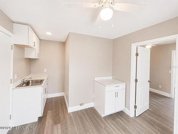 4th image of 1402 POWHATTAN STREET
